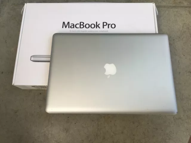 MacBook Pro 15" Zoll Mid 2010 256GB SSD, 8GB RAM
