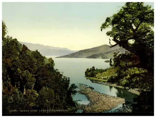 New Zealand, Lake Waikaremoana, Mokau Inlet Vintage photochrome,  photochromie