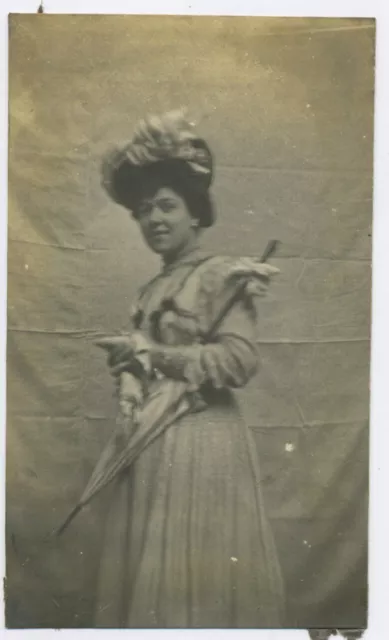 E048 Photo vintage originale 1903 Mode Fashion Femme Chapeau parapluie