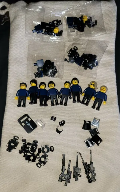 12 Lego S.W.A.T Team Members And Accesories New & Open Blister Packs