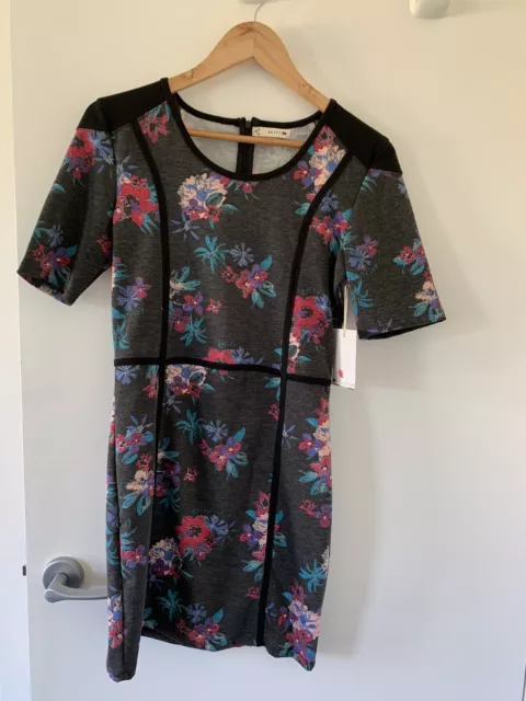 Ladies RUSTY Floral Dress Size 10 Casual BNWT Casual