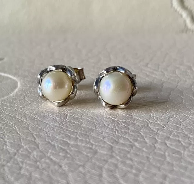 Genuine Pandora Pearl Cultured Elegance Stud Earrings S925 ALE