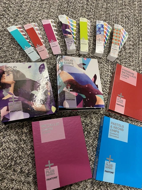 PANTONE FORMULA GUIDE Swatch Books Set £95.00 - PicClick UK