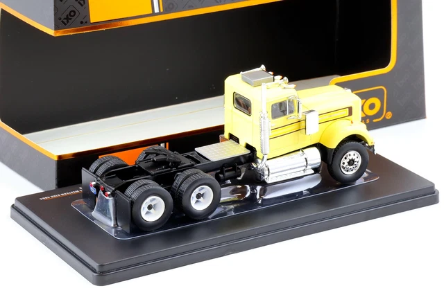 IXO 1/43 - White Western Star 4864 1970 Yellow Diecast Scale