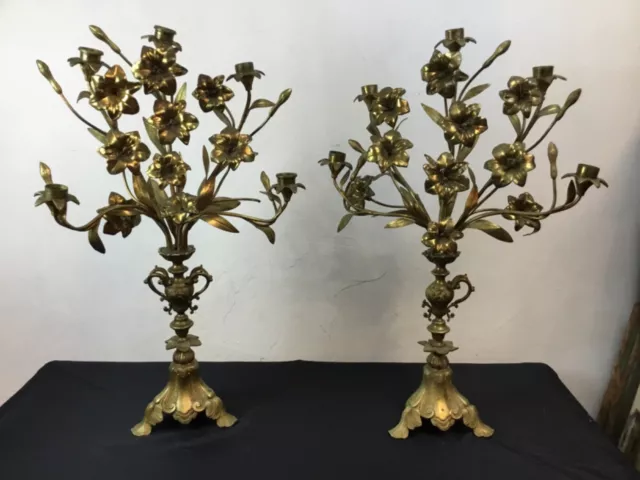 # paire de chandelier candélabre hotel d’église Fleurs Bronze  XIXeme