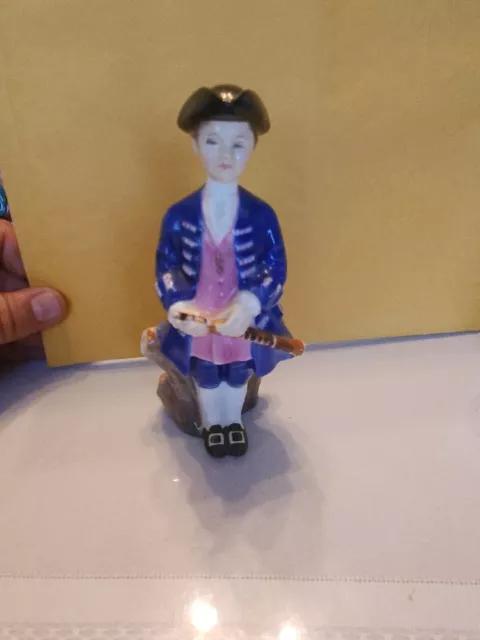 Vintage Royal Doulton Boy From Williamsburg Figurine HN2183 (1966)