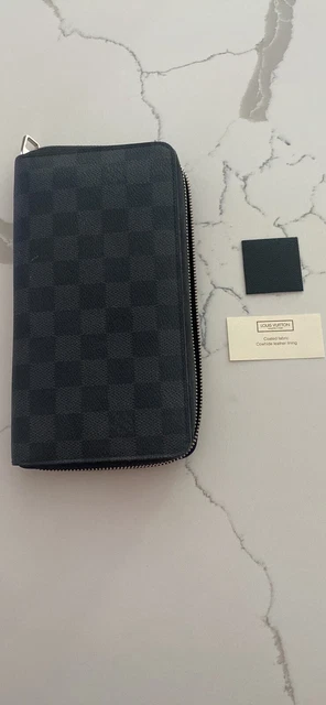 LV Louis Vuitton Zippy Wallet Graphite Damier Checkbook credit Cards  Passport