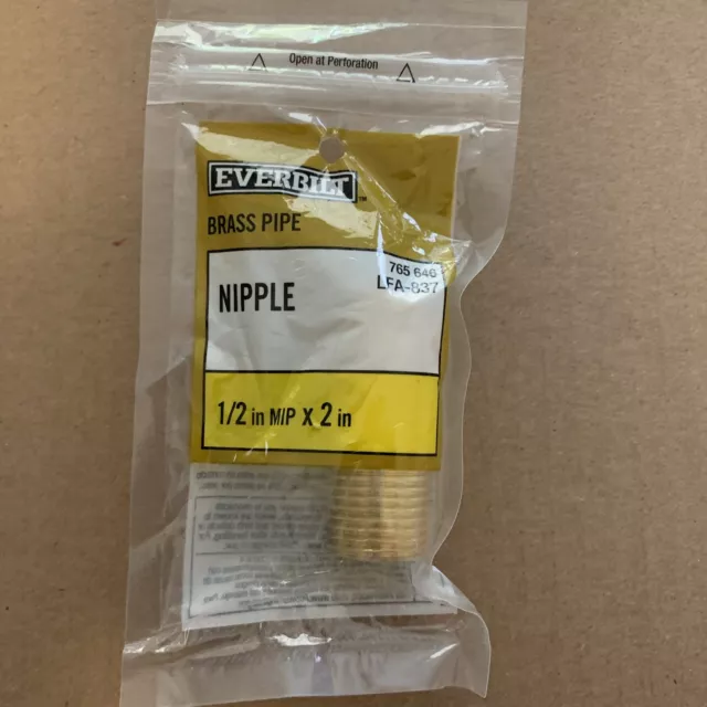 Everbilt 1/2 in MIP x 2 in Brass Pipe Nipple Fitting LFA-837