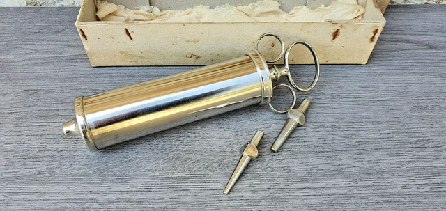 Antike Spritze Metall Medical Instrument Science Vintage IN Dose Epoche