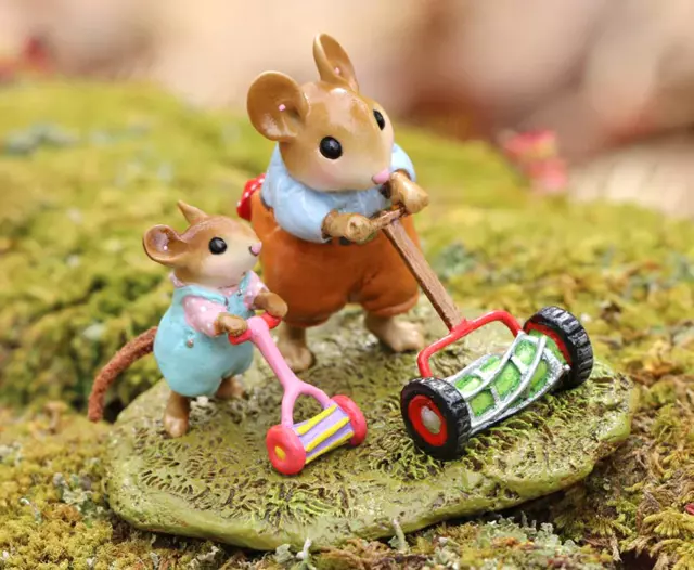 Wee Forest Folk DADDY'S LITTLE HELPER, WFF# M-735a, Pink, Lawnmower Mouse