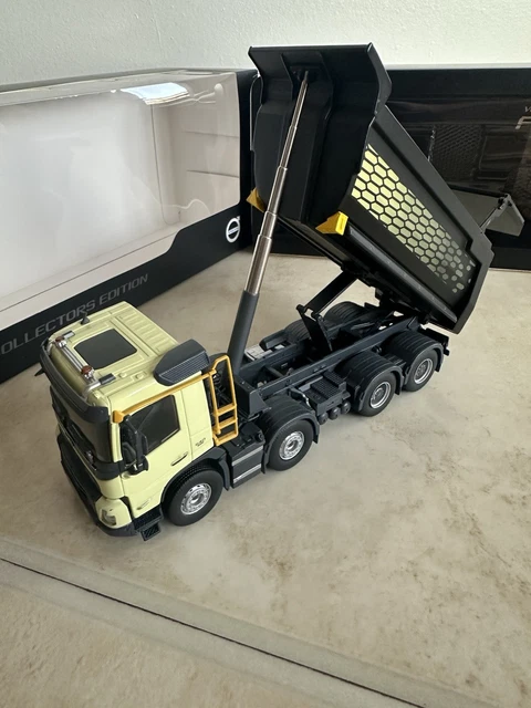 Camion 1/24 maqmadon - unic izoard 1960 - Collection
