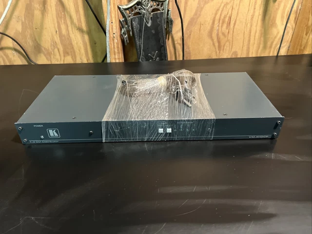 Kramer 1:4 DVI Distributor  VM-4HDCPXL /240V