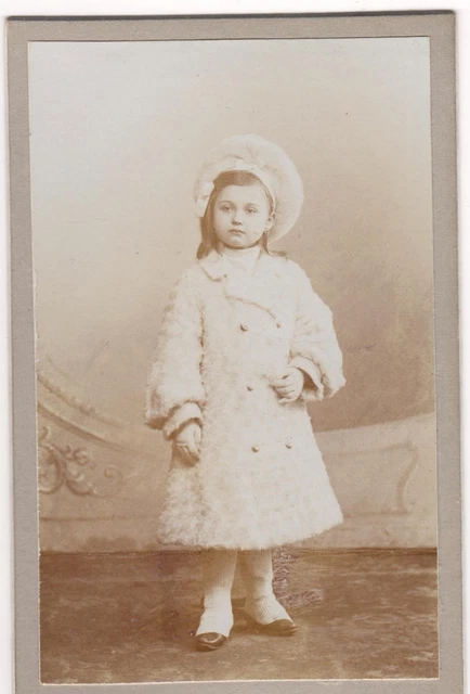 Antique Photo CDV - Female Portrait of a Child - Jandorf & Co - Germany - Berlin
