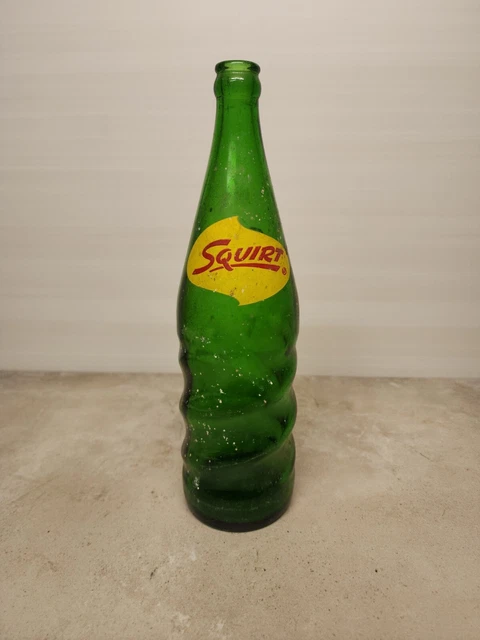 U6 Vintage 1958 Squirt Green Swirl ACL Soda Pop Bottle - 12 FL. OZ.