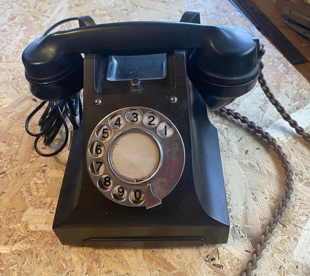 VINTAGE BAKELITE TELEPHONE re wired With Modern Plug ( Not By Me!) But ...