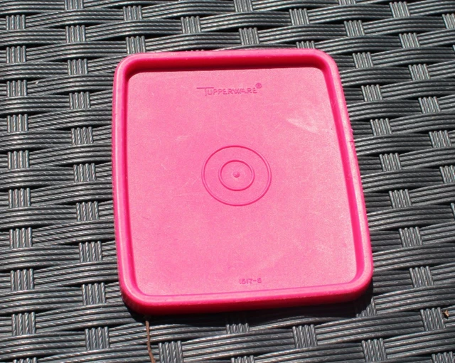 TUPPERWARE DECKEL GEFRIERDOSE eckig 10 x 8,5 cm rot Nr. 1517-5 Ersatzteil Tupper EUR 1,99