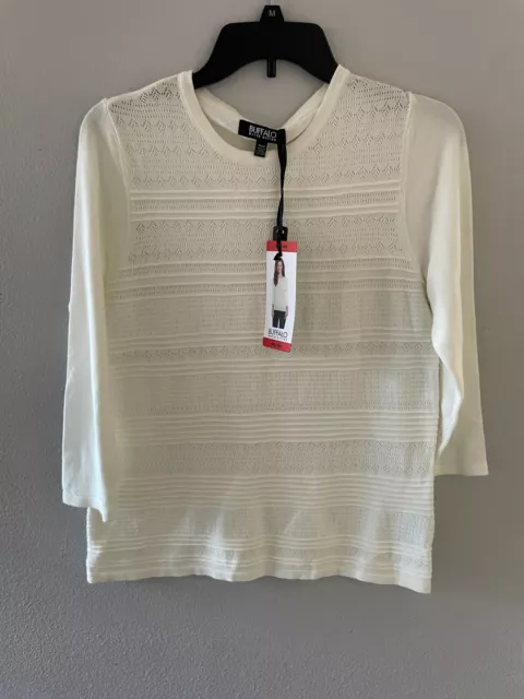 Women's light sweater. Size M. Off white color