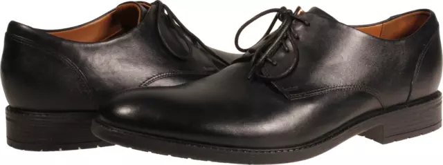 Clarks truxton plain store