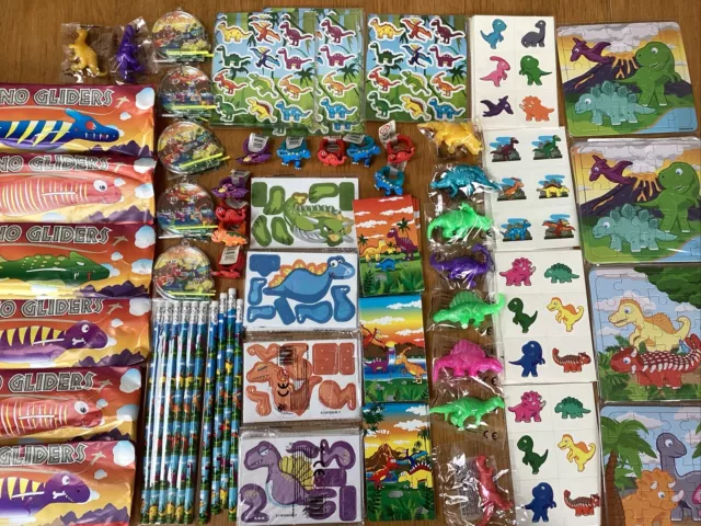 100 Dinosaur Mixed Loot Children’s party bag fillers,piñata ,job lot ,value Toys