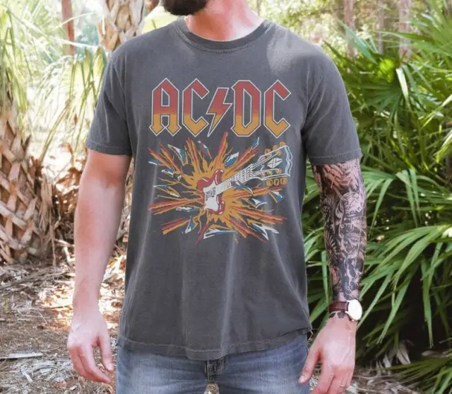 Camiseta para guitarra de alto voltaje AC/DC vintage negra confortable colores 1717