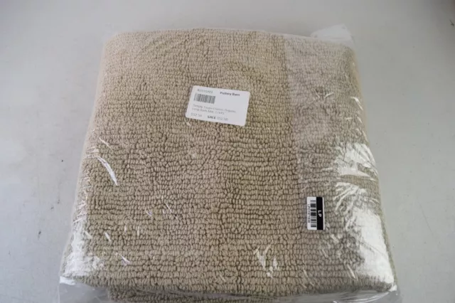 Pottery Barn simply taupe Classic Loop Bath Mat 27x45