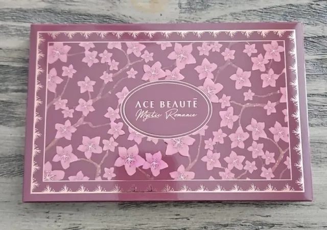 ACE BEAUTE Mystic Romance Eyeshadow Palette 15 Shades New In Box