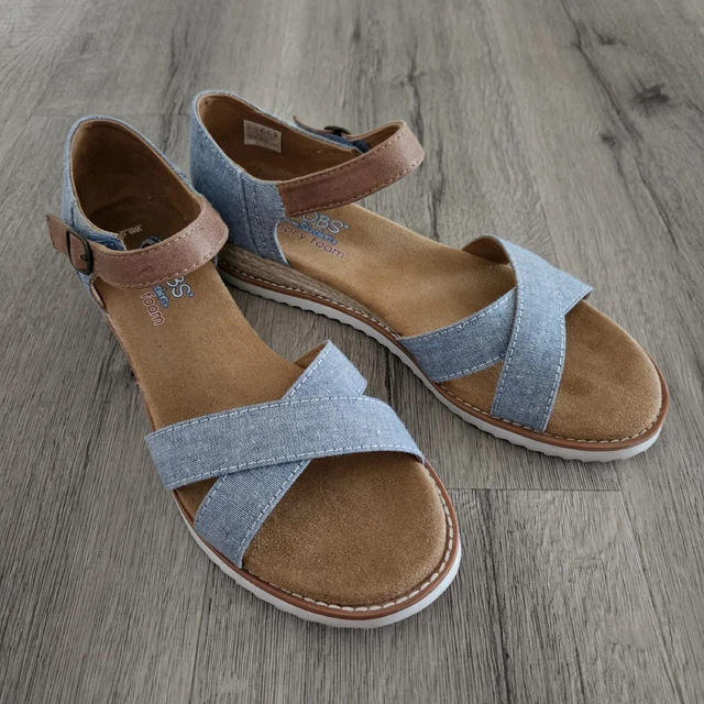 Skechers sales 8.5 wide