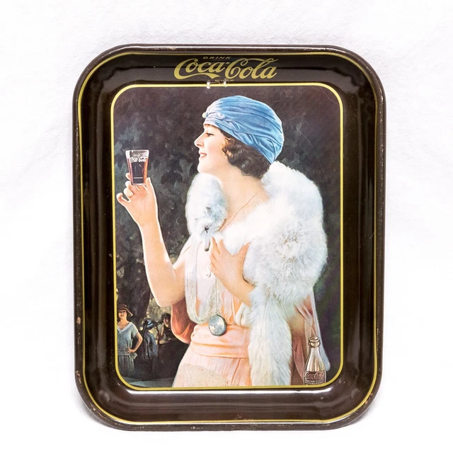 ⭐ Vintage 1973 Drink Coca Cola Metal Advertising Tray Flapper Girl Fox Stole ⭐