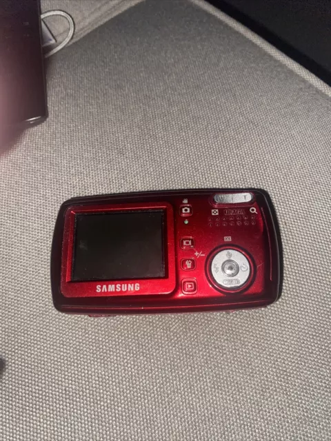 Samsung Digimax A402 4.0MP Compact Digital Camera Red Tested