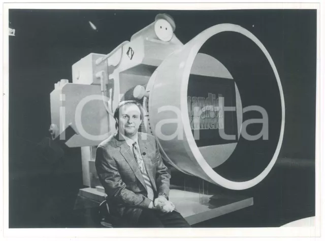 1990 ca TV "Candid Camera Show" - Gerry SCOTTI presentatore *Foto