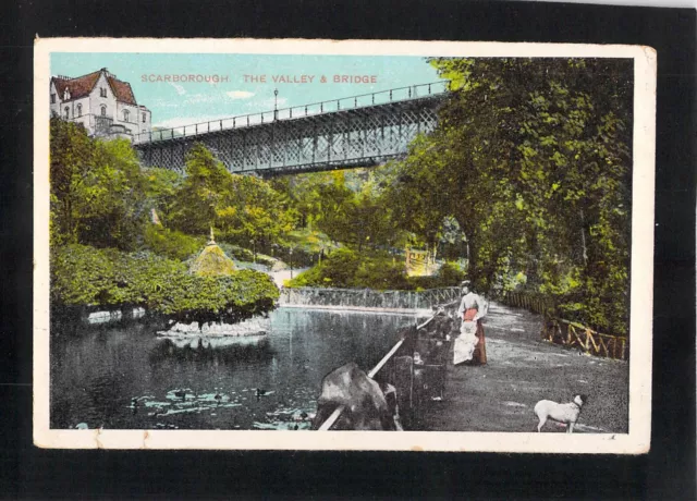 D3633 UK Scarborough The Valley & bridge vintage postcard