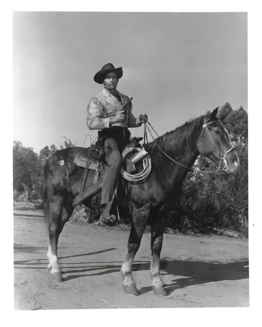 Rare Vintage Photo Of Rugged Handsome Cowboy Clint Walker Of Cheyenne On Horse