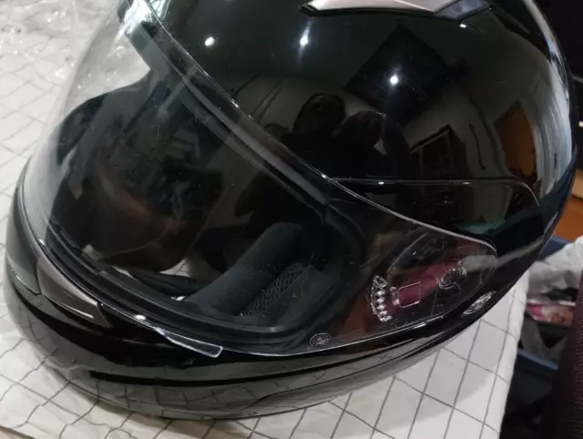 Full Face Motorcycle Helmet Adult L Black vented flip visor BBH DOT used once