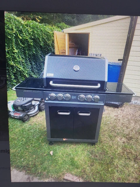 Mr.Gardener 4 flammiger Gasgrill +1x Kochfeld und viel zubehör