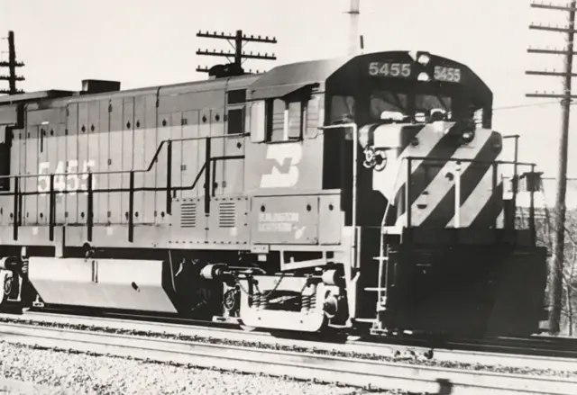 Burlington Northern Railroad BN #5455 U28B Locomotive Train Photo Eola IL 1973