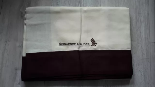 Singapore Airways First/Business ClassTravel Blanket Brand New Singapore Airways First/Business ClassTravel Blanket Brand New