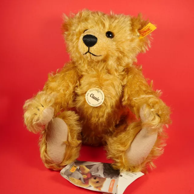 Steiff Classic Bear 001550, Year 2002. With tags. Excellent condition