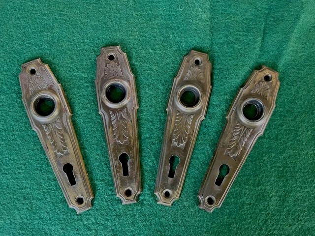 Vtg 2 Pairs Nice Aged Patina Antique Eastlake Fancy Ornate Door Knob Backplates