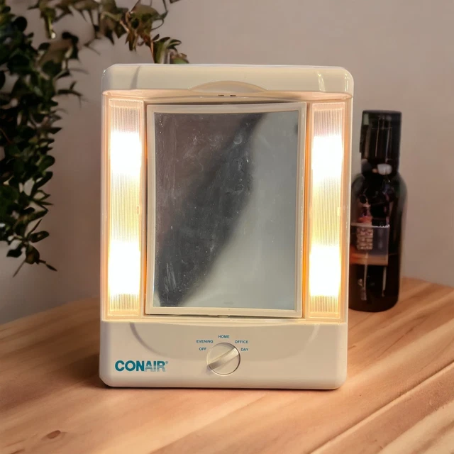 VINTAGE CONAIR DUALSIDED Lighted Makeup Vanity Mirror Model TM8L EUR 19,00 PicClick FR