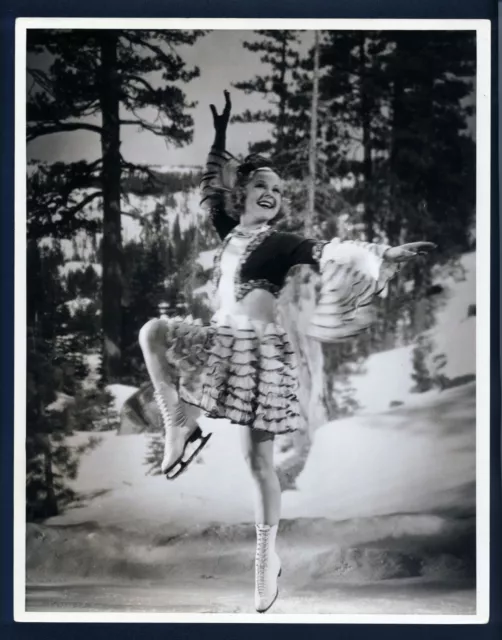 3 TIME OLYMPIC GOLD MEDAL ICE SKATER SONJA HENIE IN ACTION- OVERSIZE DBLWT 1930s