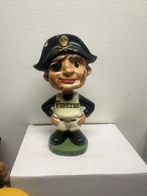 Vintage  1960s Pittsburgh Pirates Green Base Nodder Bobblehead Bobbing