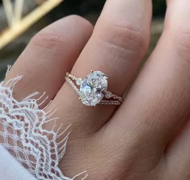 Bague de mariage en diamant simulé de coupe ovale de 3,8 ct, magnifique...