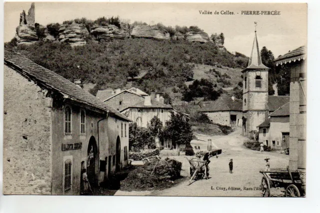 PIERRE PERCEE Vallée de Celles - Meurthe et Moselle - CPA 54 - rue vers l'église
