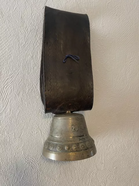 Kuhglocke Glocke Almglocke Lederband Viehglocke Alpenschelle