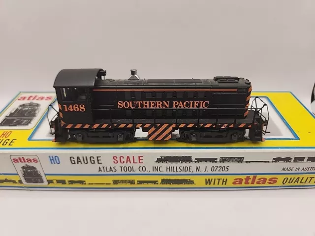 Atlas 8279 HO S-4 Southern Pacific Engine #1468 Diesel Freight Train Kadee