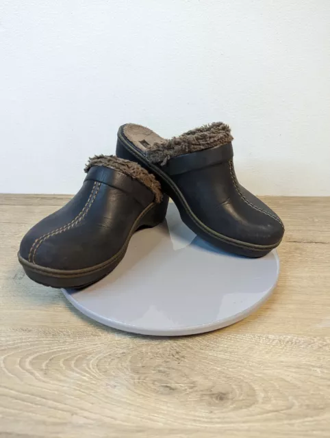 Crocs Women’s Size 6 Cobbler Eva Faux Fur Lined Brown Clogs Mules Shoes 11552