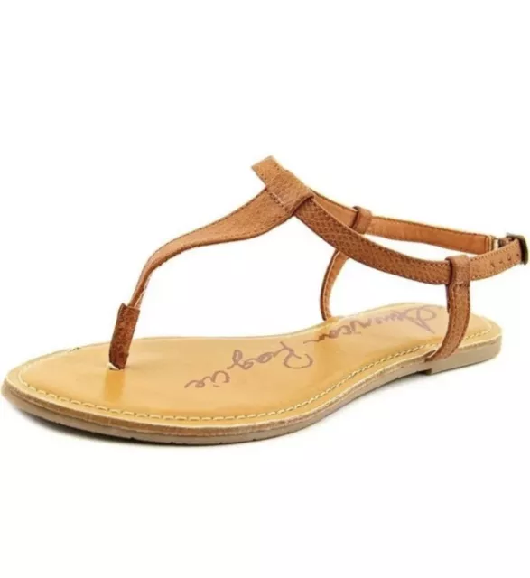 NEW* AMERICAN RAG CIE Womens Tan Padded Krista Round Toe Buckle Thong Sandals  7