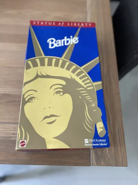 BARBIE STATUE OF Liberty FAO Schwarz 1995 American Beauties