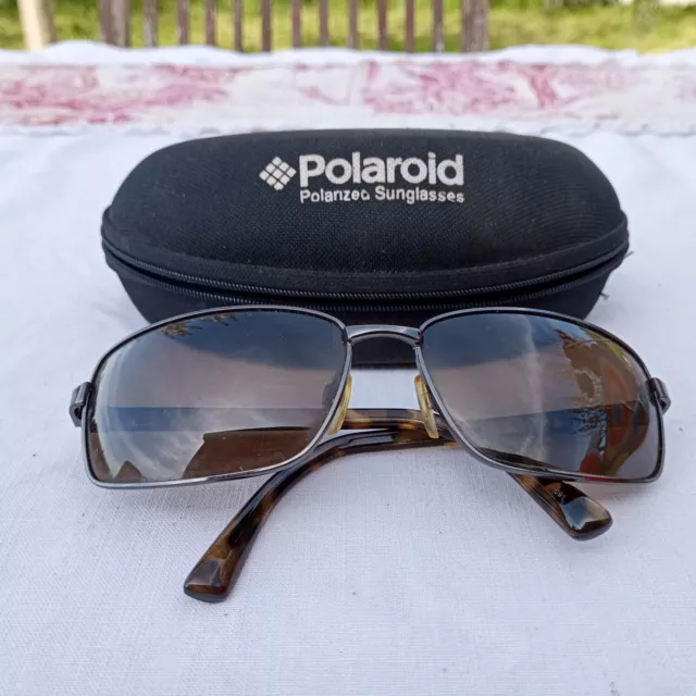 lunette de soleil  ( polaroid  )