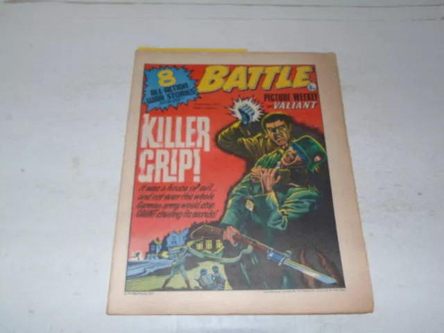 BATTLE PICTURE WEEKLY & VALIANT Comic  - Date 03/09/1977 - UK Paper comic